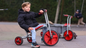 Onderwijsassistent voor de kleuterbouw